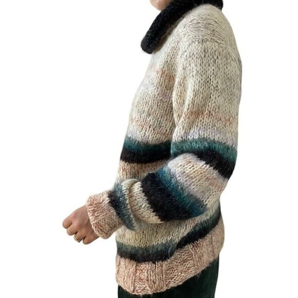 Hand Knit Womens Oversized Mohair Striped Fluffy Fuzzy Cowl Neck Sweater Sz L - Picture 8 of 8